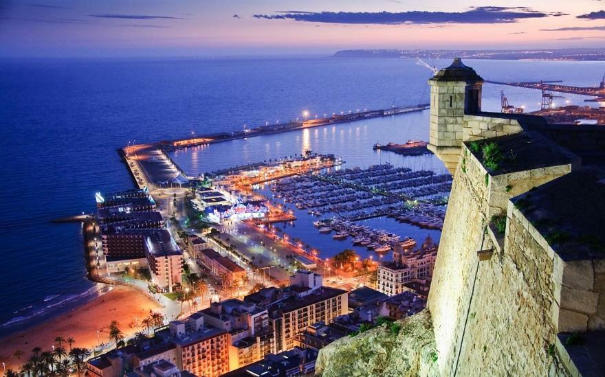 Super Centrico, Luminoso, Amplio, Terrazas Y Patio Appartement Alicante Buitenkant foto